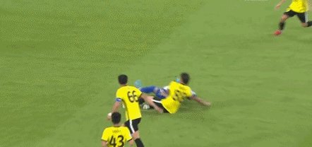 赛事预测-亚冠吃到红牌被开除？广州队重罚球员关浩津