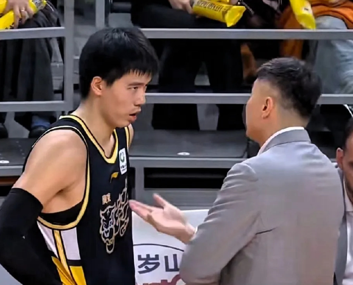 FIFA Club World Cup-焦泊乔会离开广东队吗？CBA名记进行了解答|杜锋|付政浩|广东男篮|沈梓捷|球队_新浪体育_新浪新闻