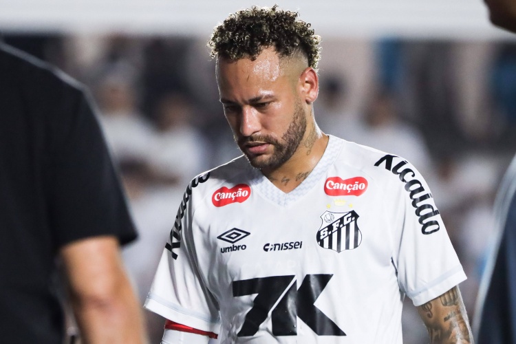 足球博彩-记者:内马尔将接受检查以确定是否出征南美杯,球员大概率休息